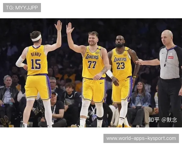 西部天翻地覆！湖人惨败跌出前列，马刺逆袭上位，湖人队马刺