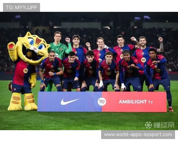 莱万奥尔莫回归！巴萨公布战埃尔切名单，佩德里拉菲尼亚缺席，巴萨3_0莱万特