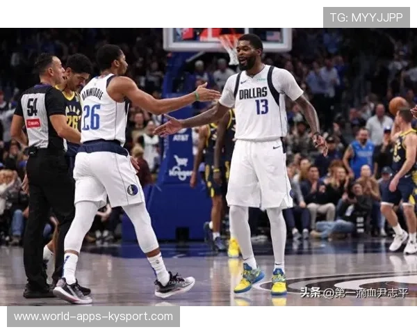 达拉斯独行侠对阵金州勇士：纳吉·马绍尔连续助攻，关键选择引爆讨论